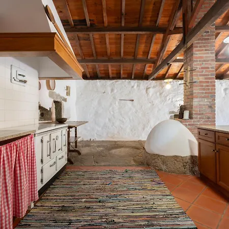 Host Wise - Luxurious House With Private Pool Amazing Views *